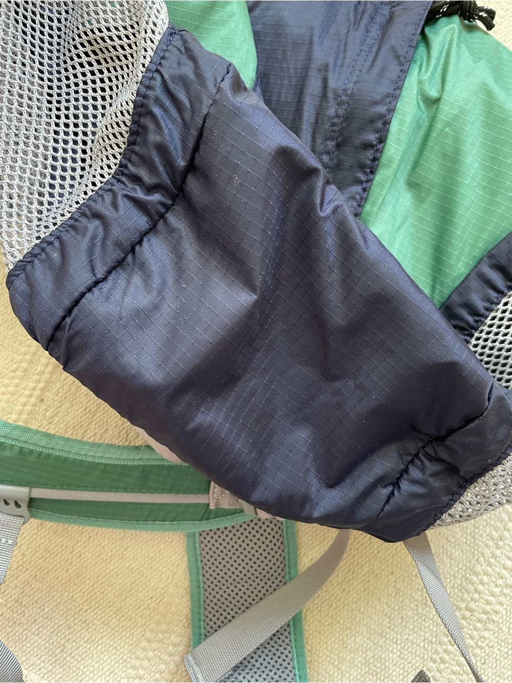 LL Bean Stowaway Backpack Day Pack Lightweight Trail Bike Ripstop - Picture 6 of 10